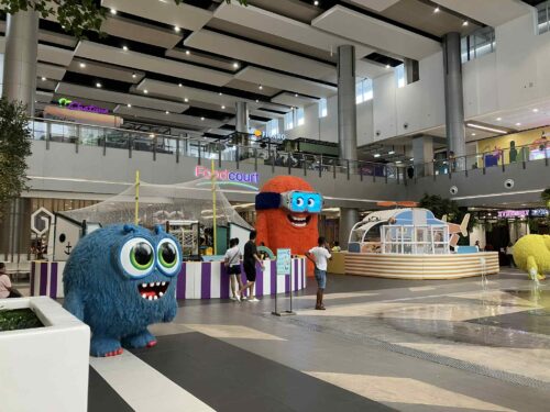 【アンヘレス】食事に困った時の味方、SMクラークのフードコートの現状