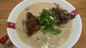 【NAIA空港】ターミナル3の隠れ食事スポット「Food Hall」で日本のラーメン「凪」を味わう
