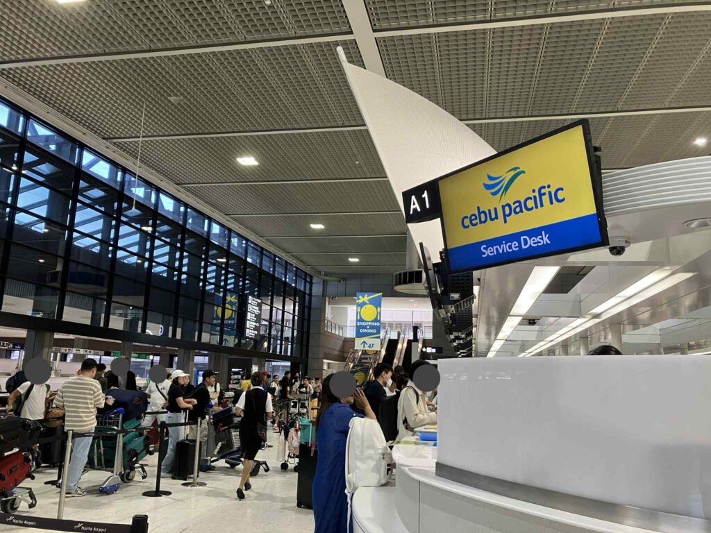 成田空港第2ターミナルのセブパシフィック航空カウンター