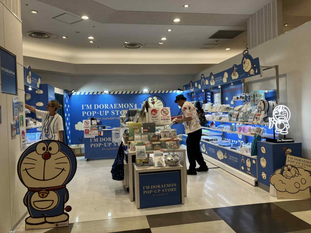 成田空港第2ターミナル4Fドラえもんショップ外観