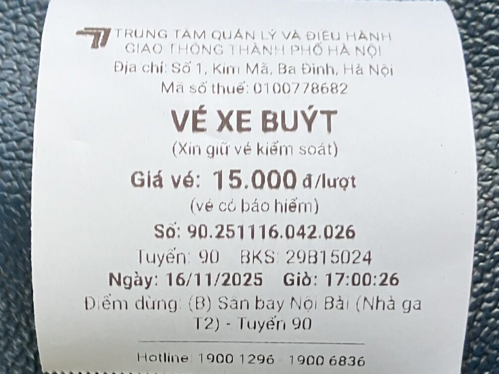 90番乗車券のVND15,000
