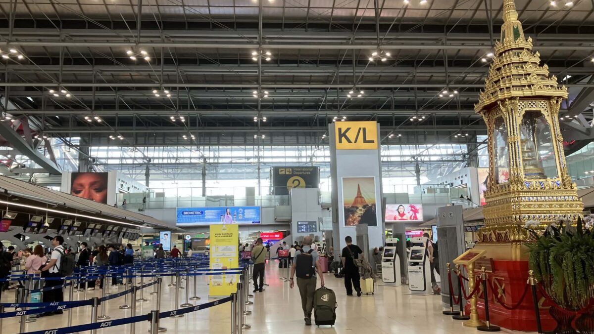 スワンナプーム国際空港の使い方まとめ｜フロア構造・食事・休憩・市内アクセス完全ガイド