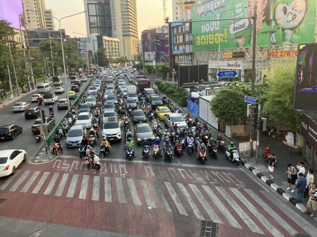 バンコク夕方ラッシュの渋滞