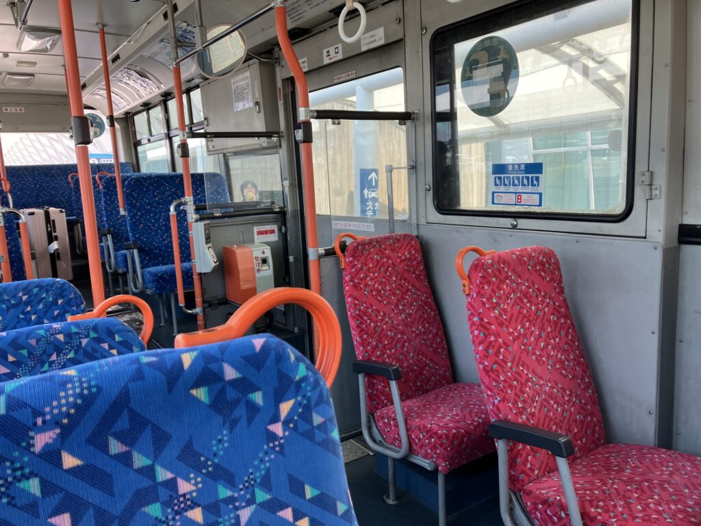 富士山静岡空港から島田駅へ向かうアクセスバスの車内