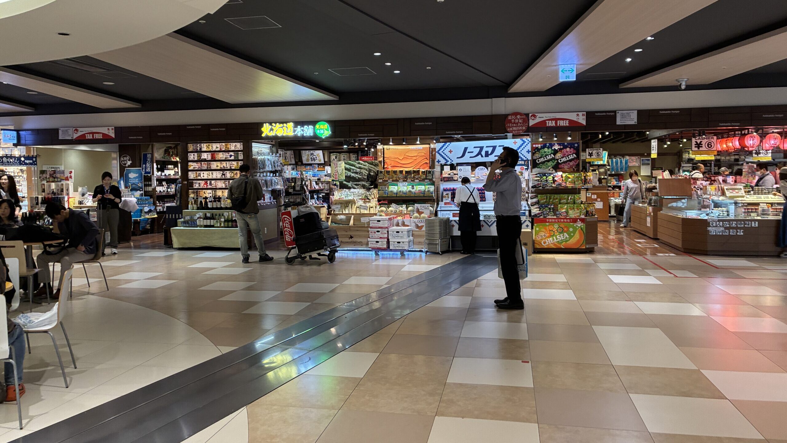 新千歳空港国内線ターミナルの北海道土産店