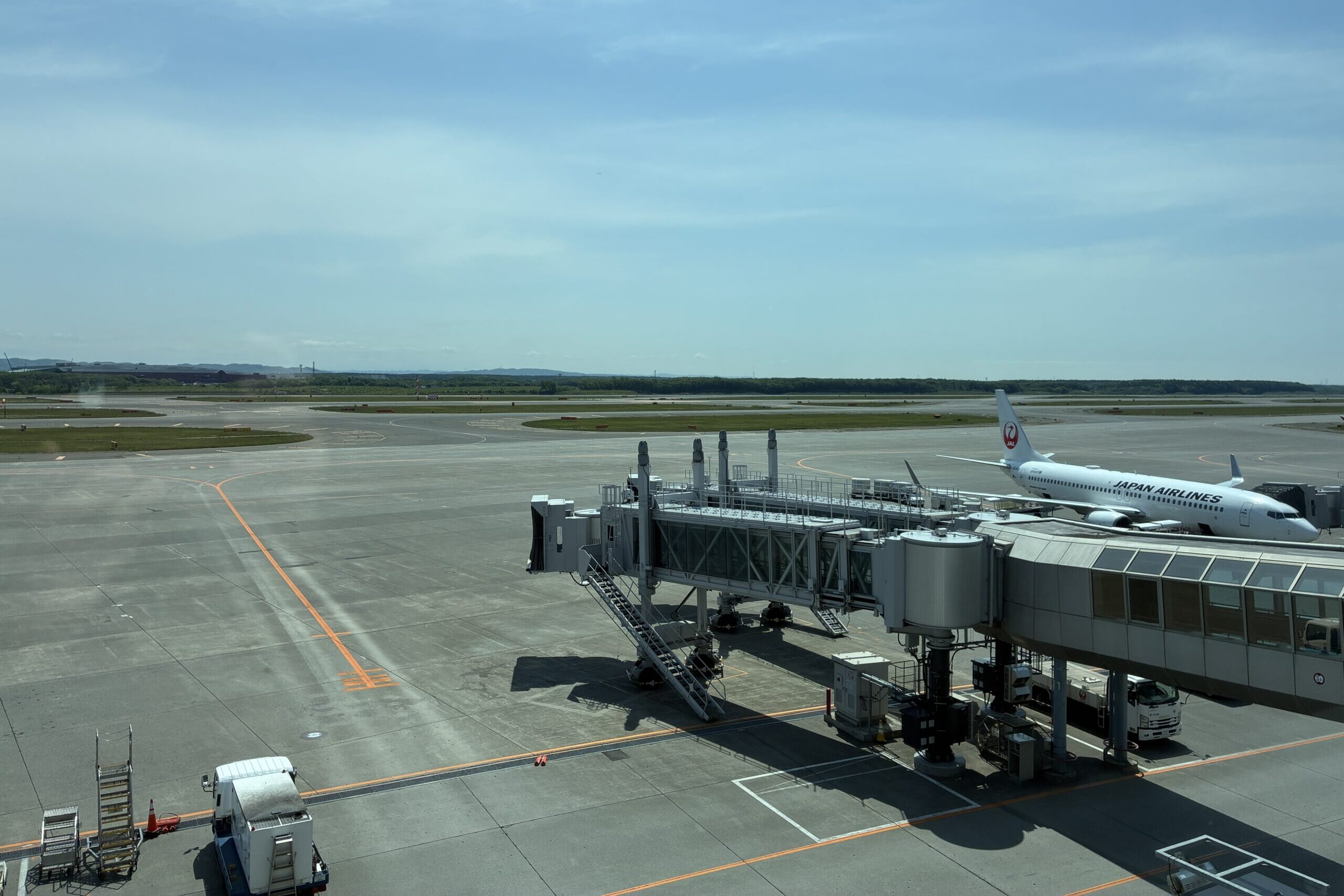 フードコートからみた新千歳空港駐機場