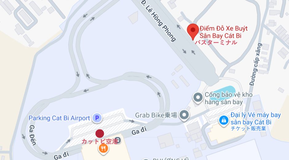カットビ空港と路線バス停の位置関係