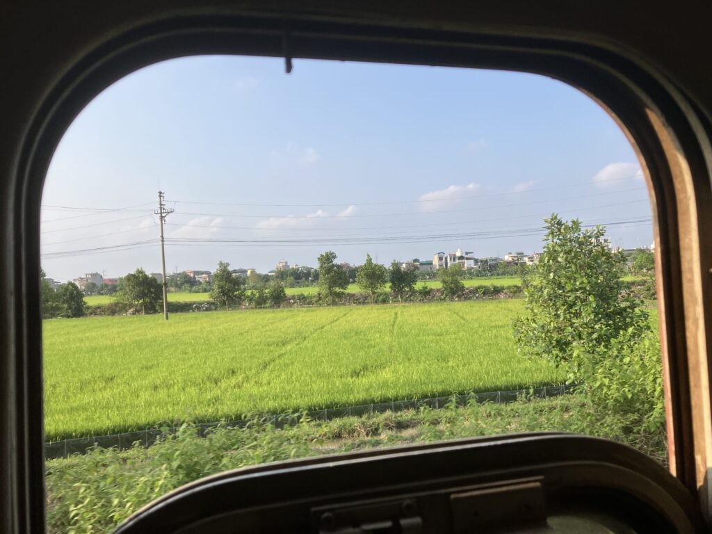 ハノイ~ハイフォン間の車窓風景(別角度)