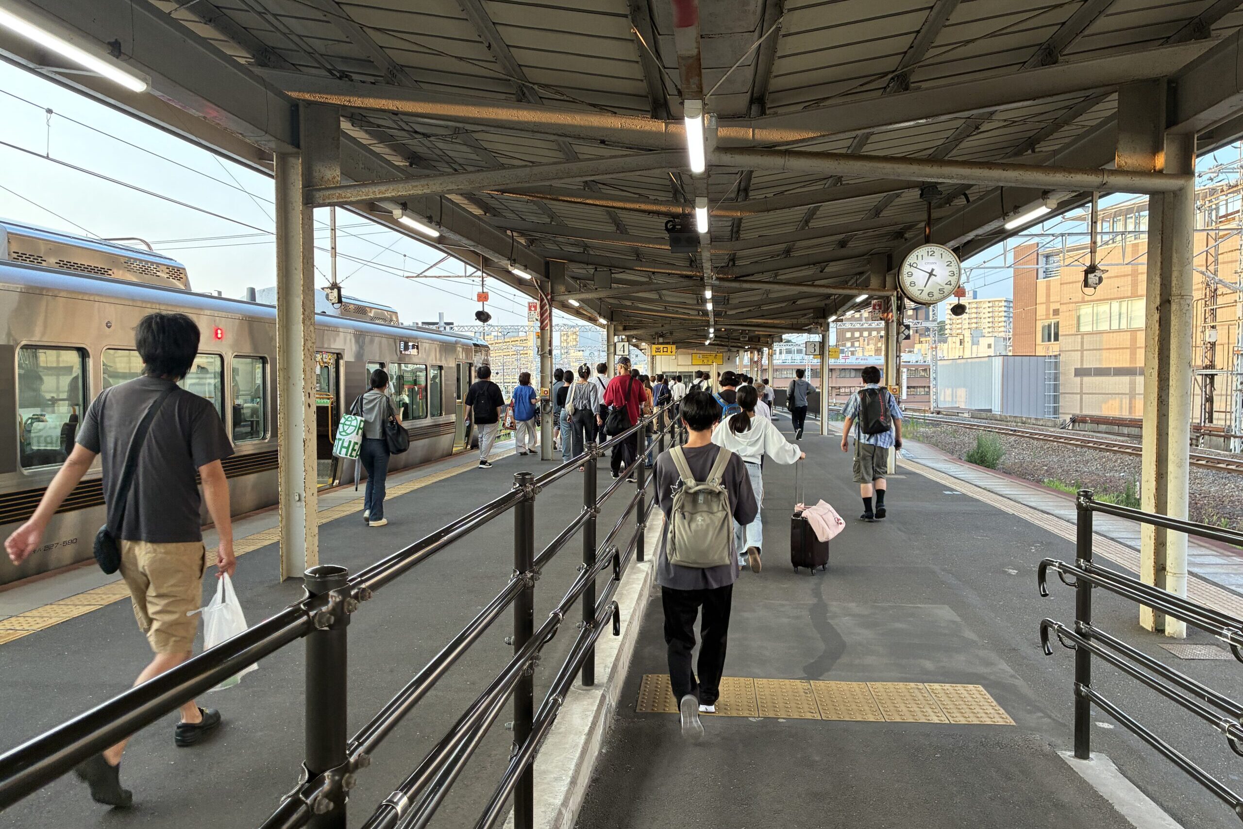 下関駅のプラットホーム
